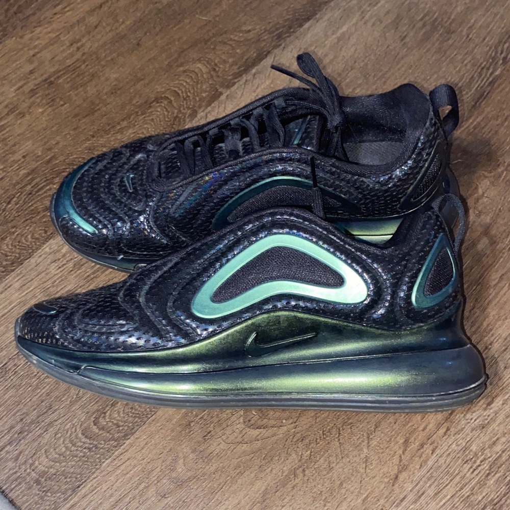 Nike Black and Green Women's Sneakers